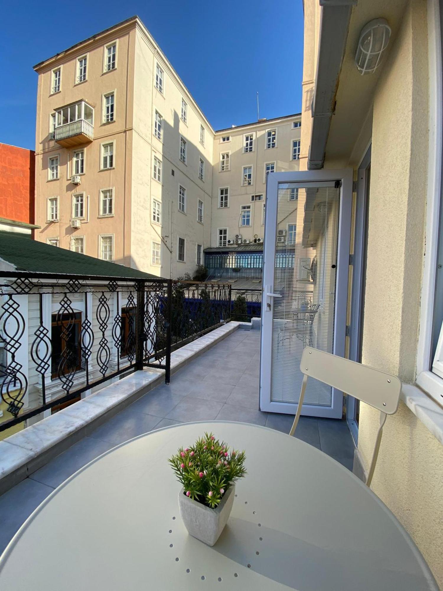 Sapphire Suites Taksim Istambul Exterior foto