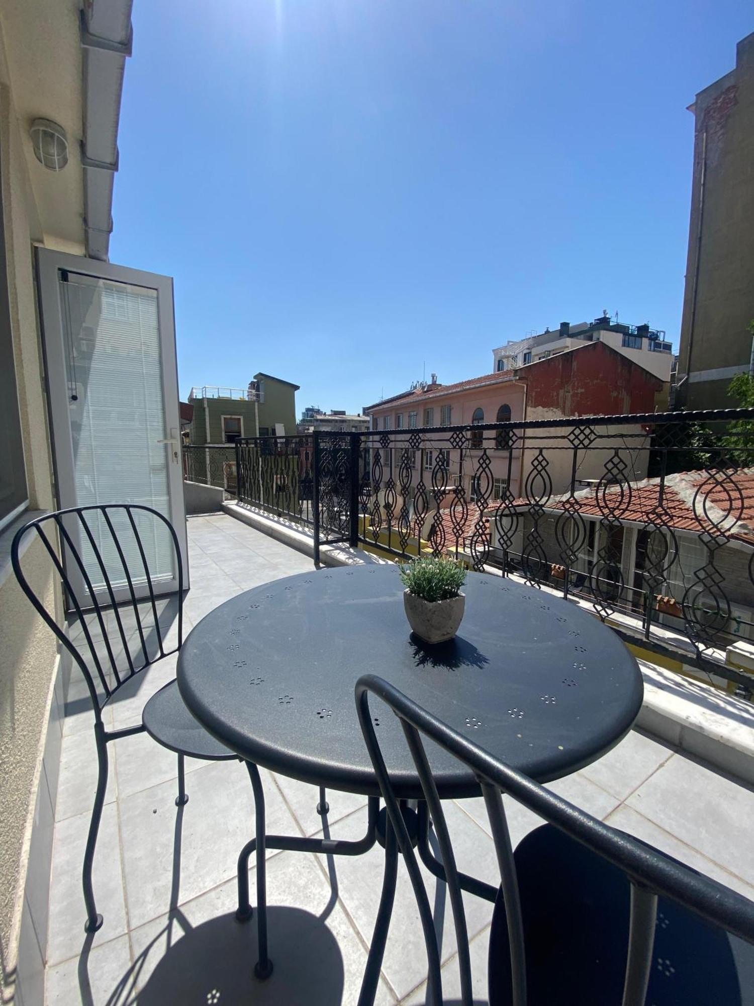 Sapphire Suites Taksim Istambul Exterior foto
